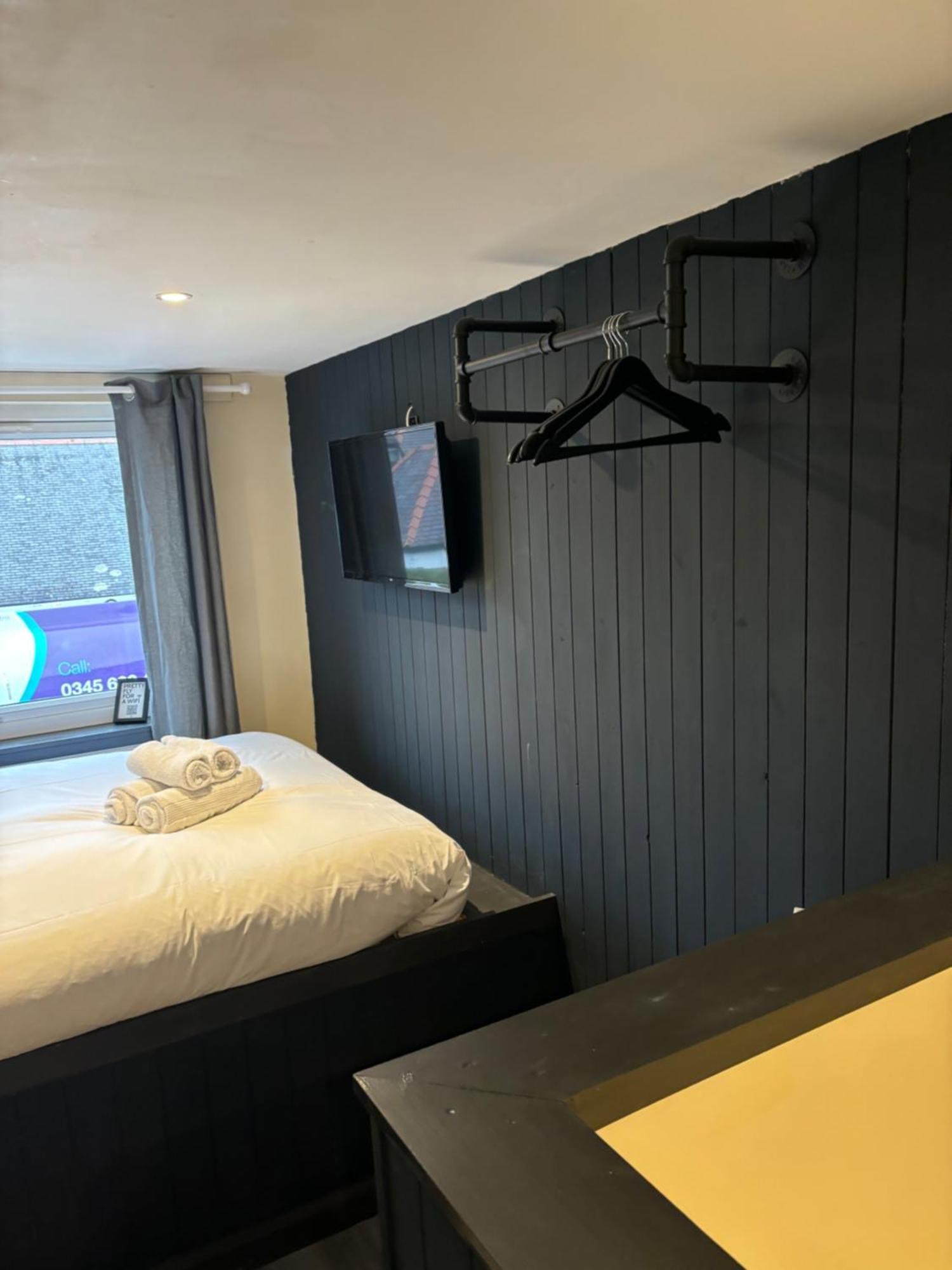 Sutherland Mini Apartments Fort William Esterno foto