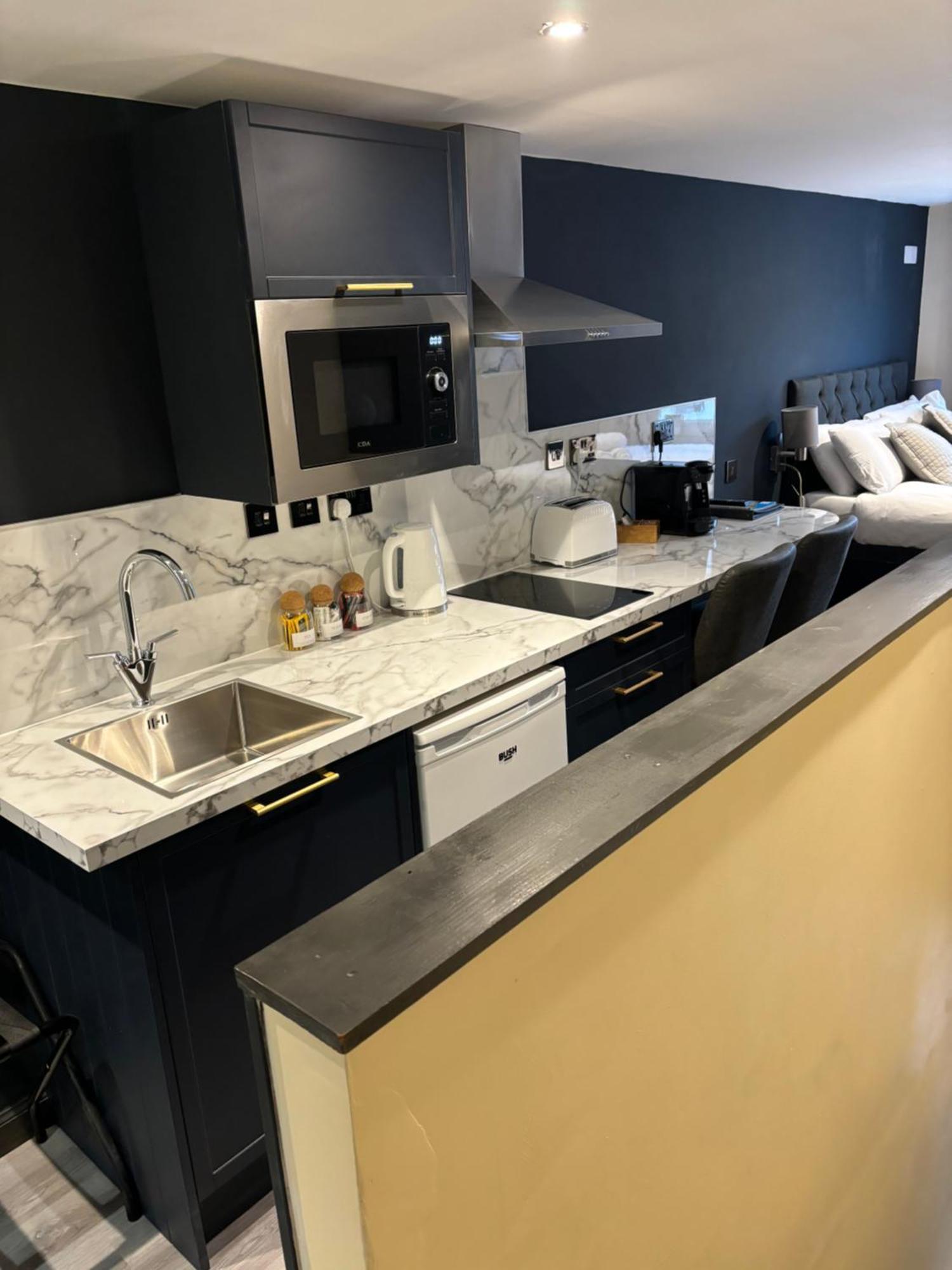 Sutherland Mini Apartments Fort William Esterno foto